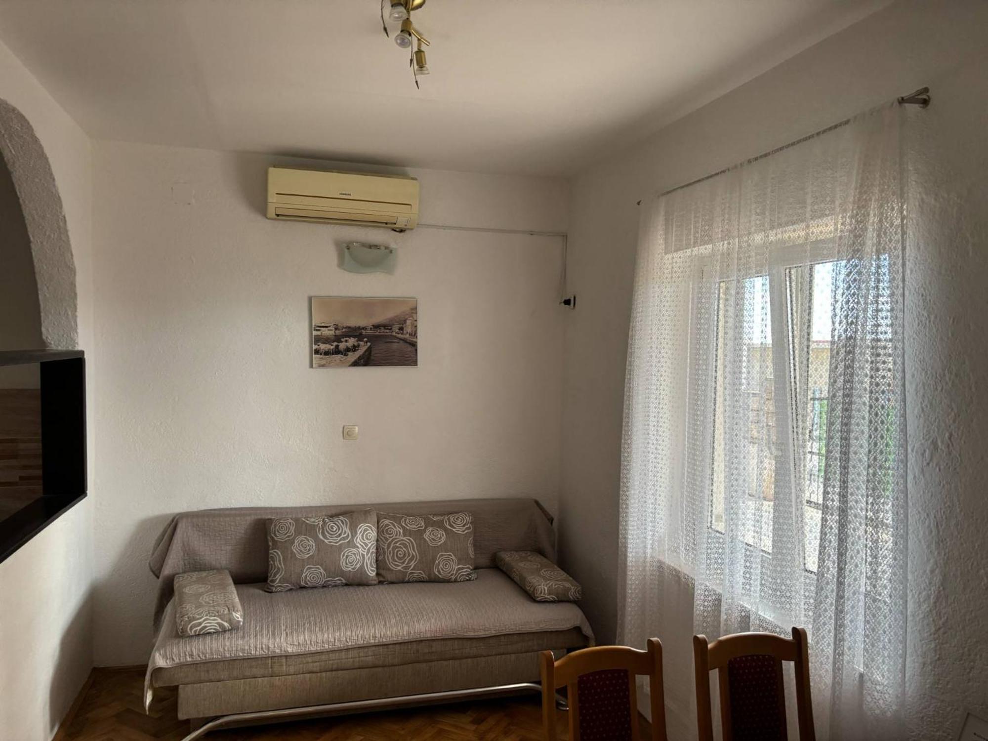 Apartments & Room Madi เซนญ์ ภายนอก รูปภาพ